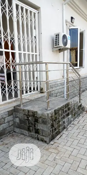 Stainless Handrailing Pipe
