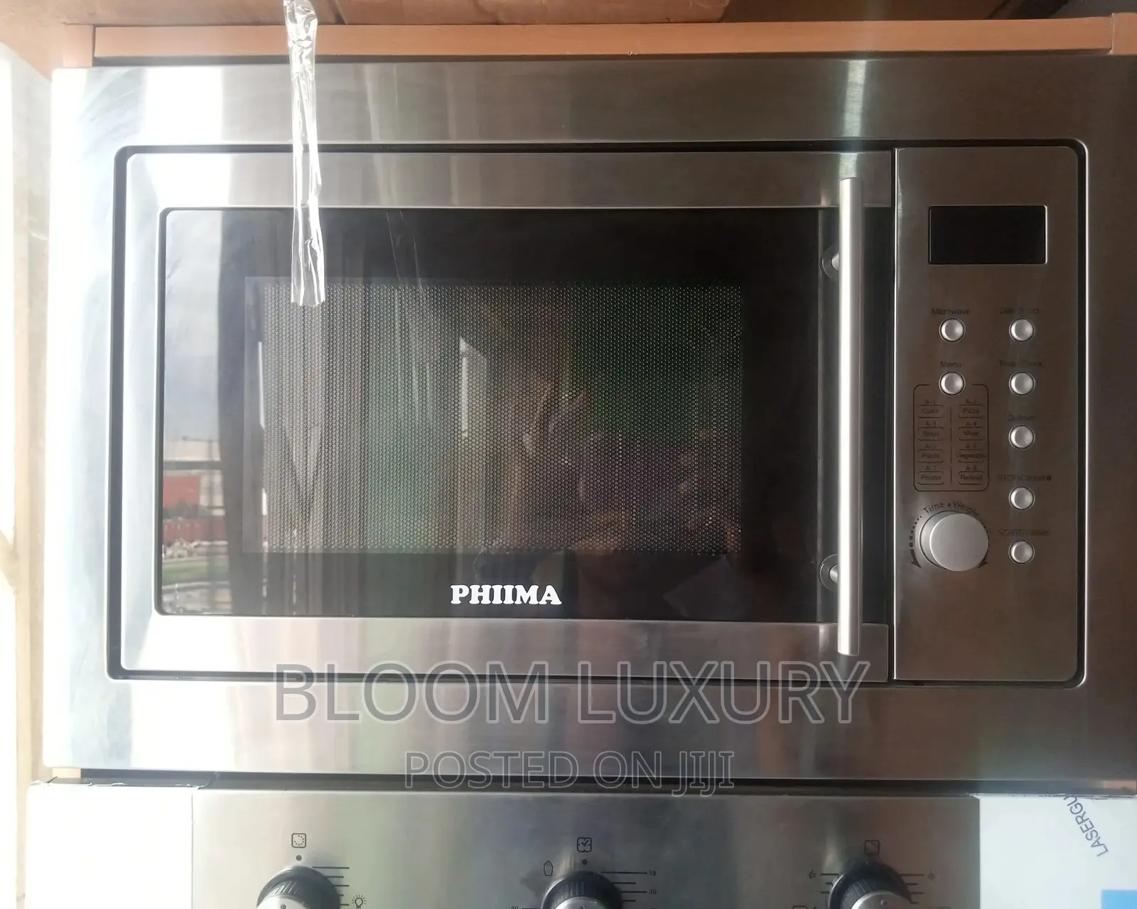 Microwave (Inbuilt)