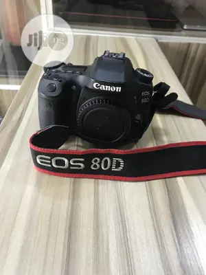Canon EOS 80D