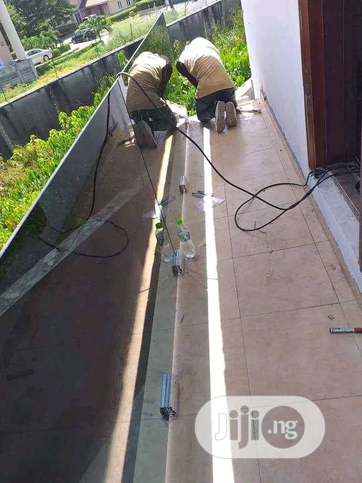 Glass Frameless Fabrication