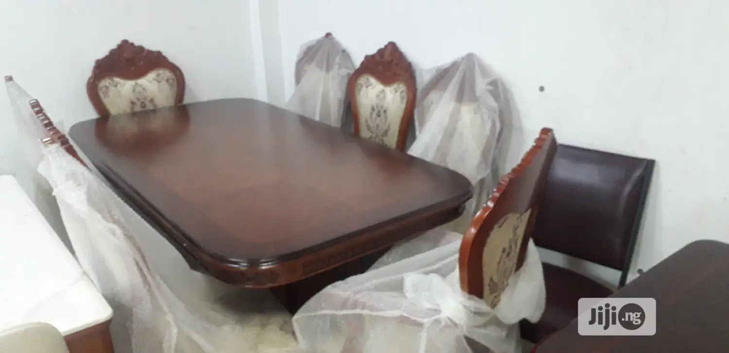 Dinning Table