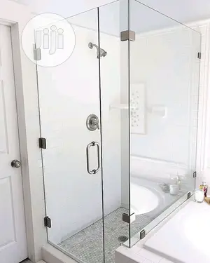 Shower Cubicle Greatness