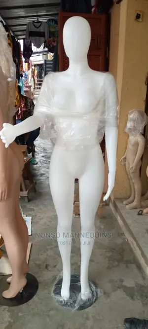 Egg Face Female White Faceless Mannequins