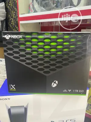 Xbox One X -1tb SSD