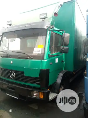 Mercedes-Benz Truck Green