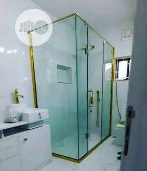 Shower Cubicle With Gold U Channel