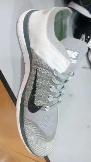 Nike Quality Jugging Canvas At Bonnyway Sports Int'l Ltd