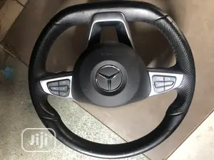 Mercedes Benz Sterring Wheels and Airbags