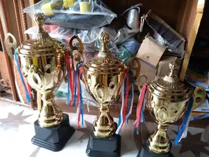 Set of Trophy