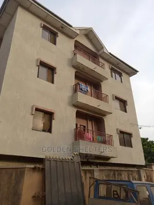 3bdrm Apartment in Enugu for sale