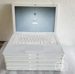 Laptop Apple MacBook 4GB Intel Core 2 Duo HDD 250GB