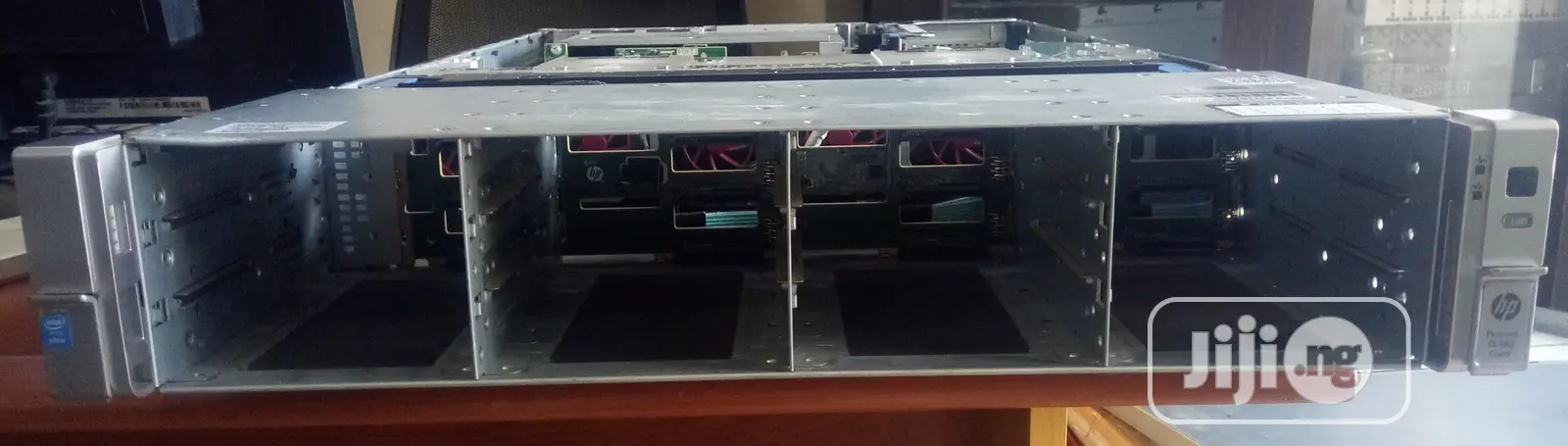 Server HP ProLiant DL 32GB Intel Xeon HDD 2T