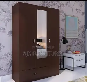 Exquisite Wardrobe