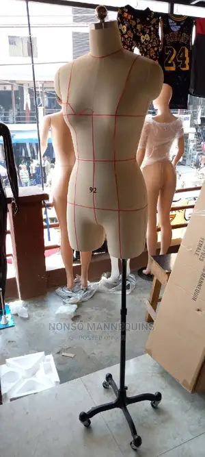 Fully Pinnable Impored High Quality Dressform Display