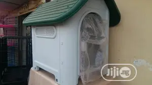 Outdoor/Indoor Dog Pet House