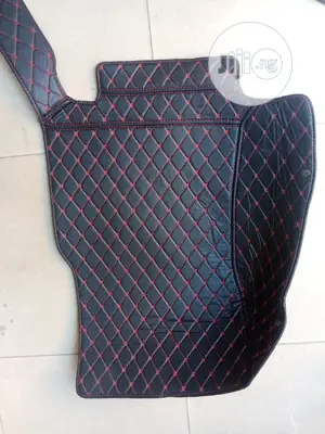 Custom Floor Mat for Toyota Land Cruiser