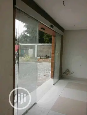 Office Main Entrance Glass Partition