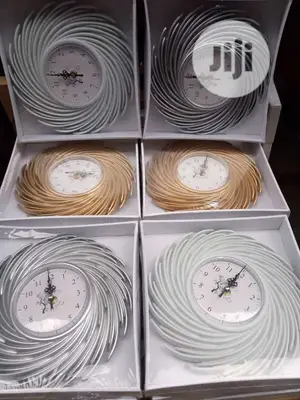 Souvenirs Clocks