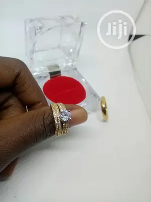 Rose Indiana Set of Wedding Ring 010 - Gold