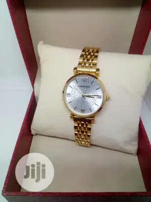 Emporio Armani Ladies Gold Wristwatch 002 - Gold