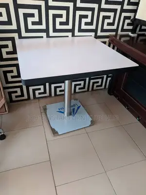 Italian Wooden Restaurant Tables