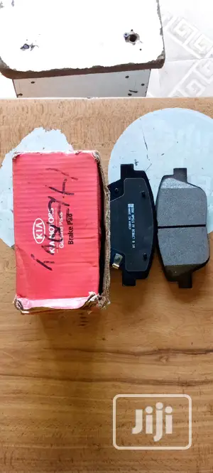 Front Brakes Pads for Kia Optima 2012