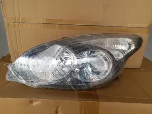 Headlamp for Hyundai TOURING