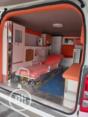 Toyota HiAce 2014