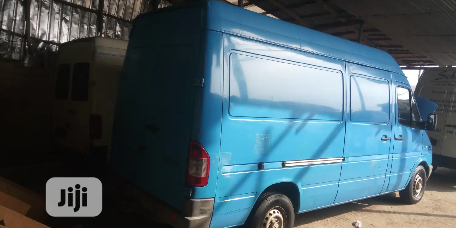 Mercedes-Benz Sprinter 2005