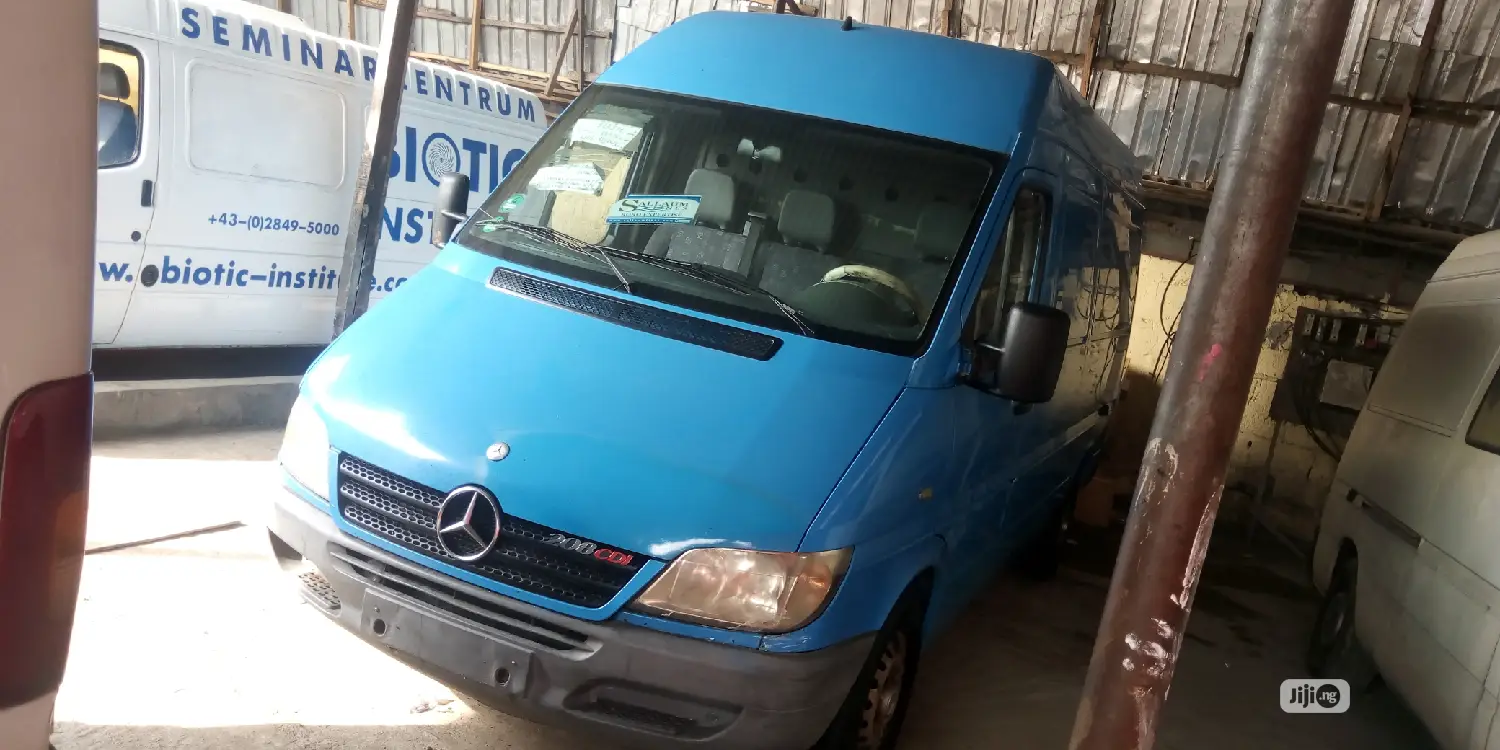 Mercedes-Benz Sprinter 2005
