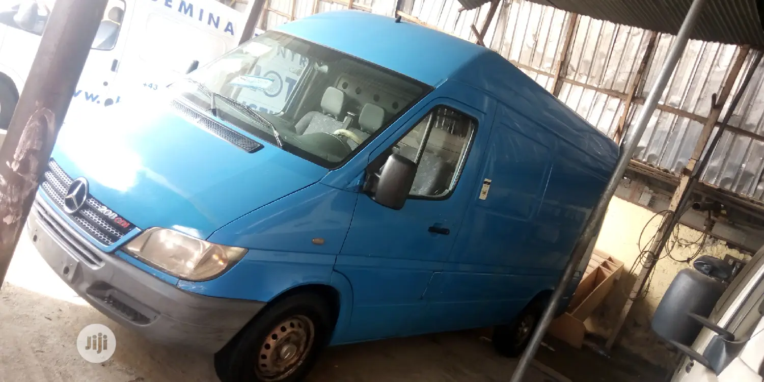 Mercedes-Benz Sprinter 2005