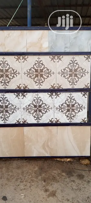 New High Quality Spanish 45*45 Tiles