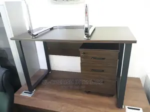 Office /Reading Table
