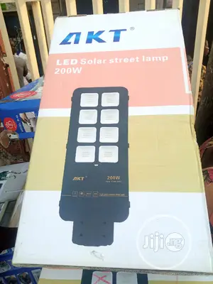 Akt LED Solar Street Light 200w With Warranty