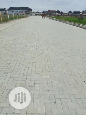 Installation of Interlocking Paving Stones, Facing Bricks