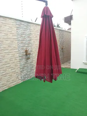 Set of Garden Tabul and Chairs