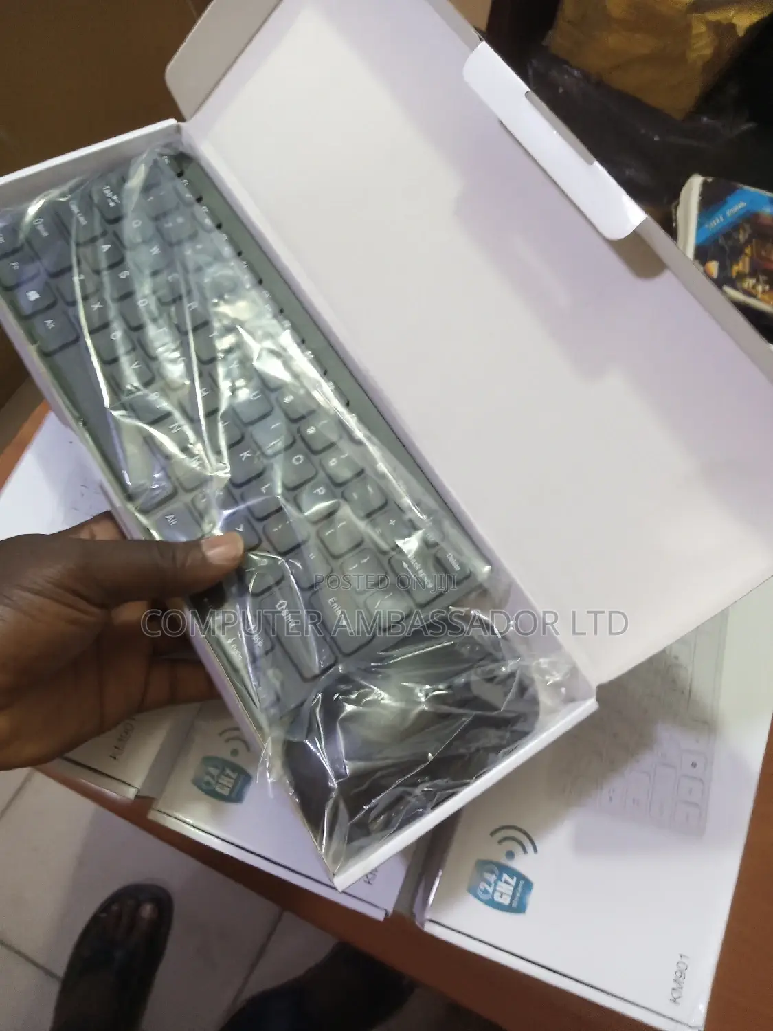 Wireless Keyboard With Mouse