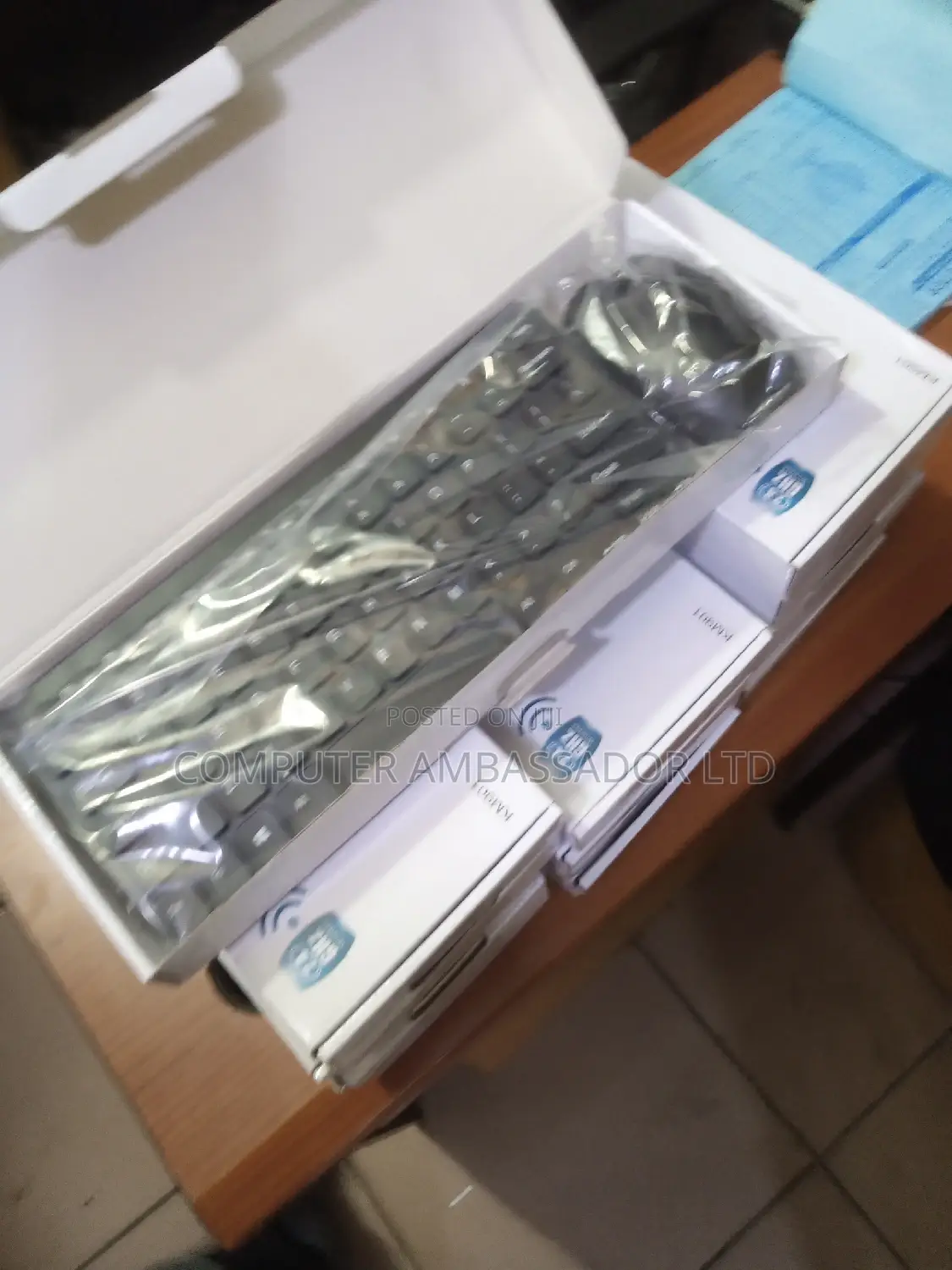 Wireless Keyboard With Mouse