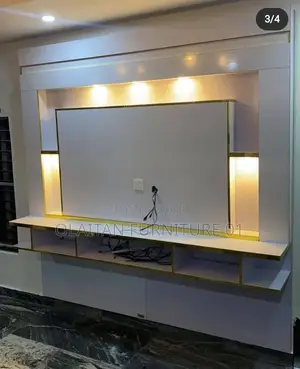 Plastma Tv Console