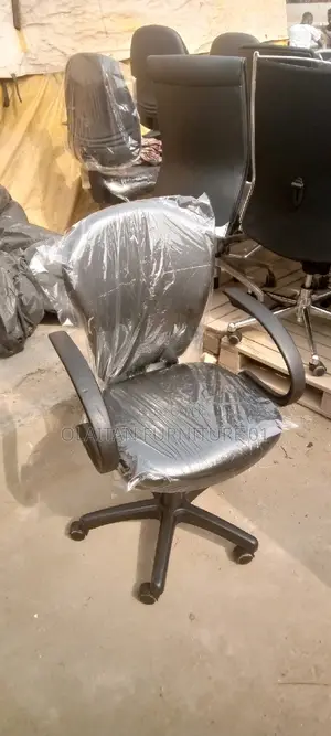 Tokubo Harm Rest Chair