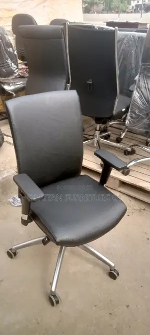 Swivel Office Chair