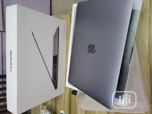 Laptop Apple MacBook Pro 2020 8GB Intel Core I5 SSD 256GB