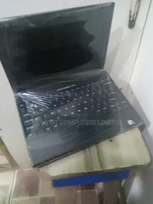 Laptop Dell Latitude 2120 2GB Intel HDD 160GB