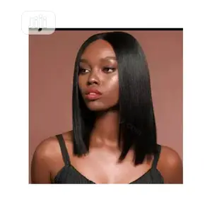 Blunt Cut Wig With Centre-Part Closure