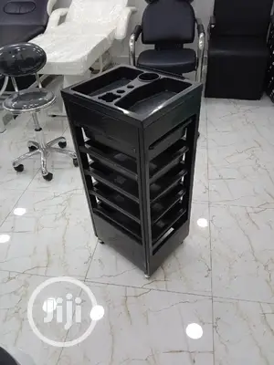 Mobile Plastic Trolley