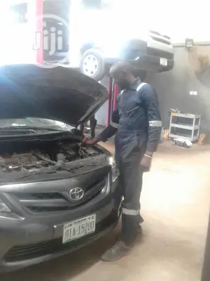 Auto Diagnose and Repair Services of Kind of Vehicle