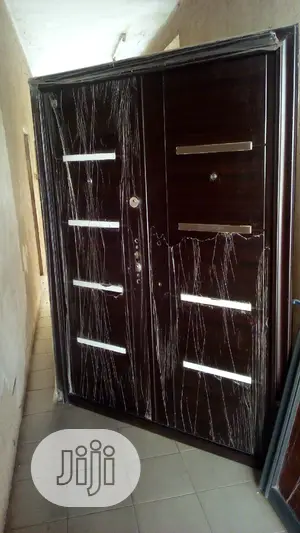 German HQSD Door (1.5)