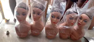Manequin Heads