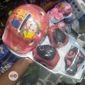 Kids Skating Helmet And Body Guide