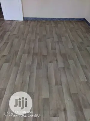 4mm Armstrong Carpet With Underlay